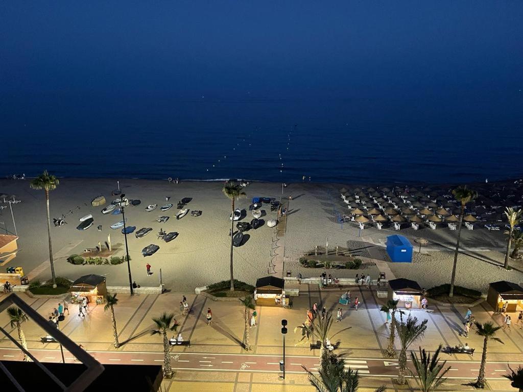 פואנגירולה Apartamento Primera Linea Playa. מראה חיצוני תמונה